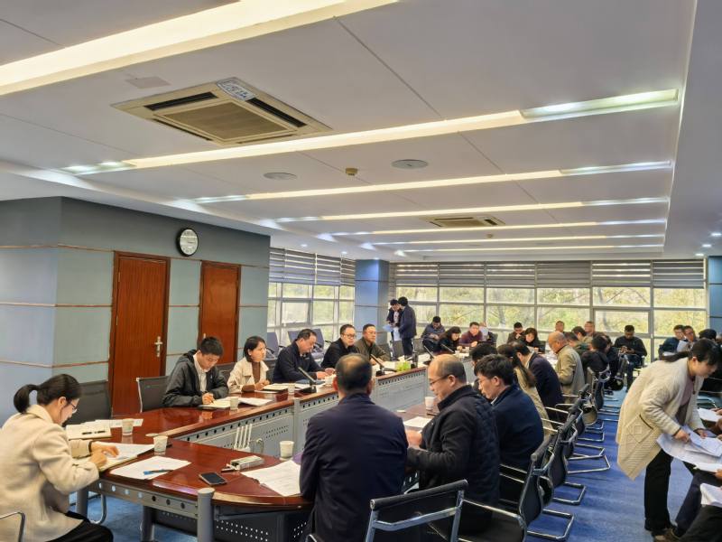 超长期特别国债资金支持设备更新...